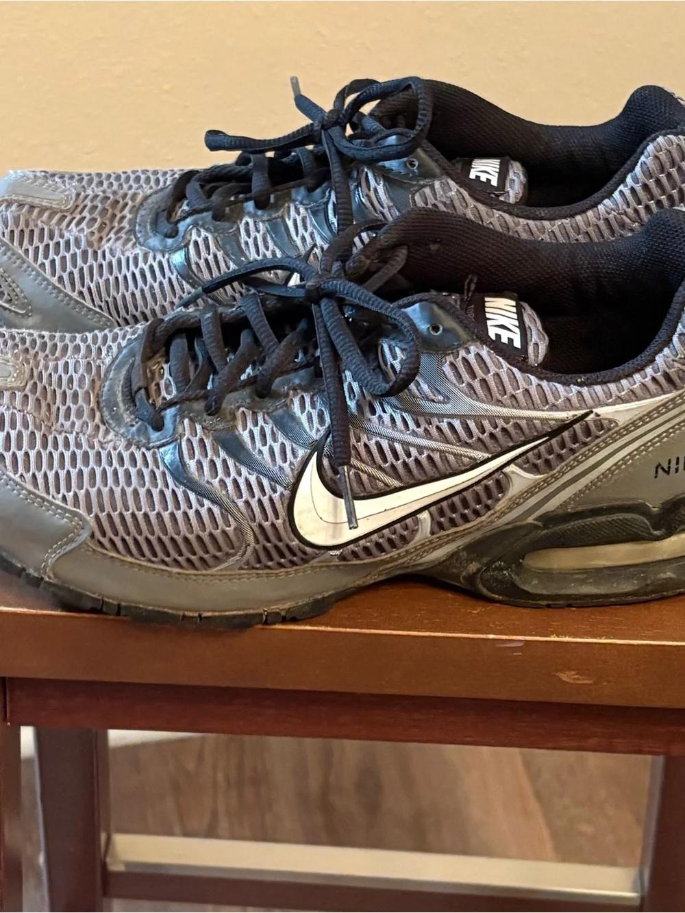 Nike men’s athletic